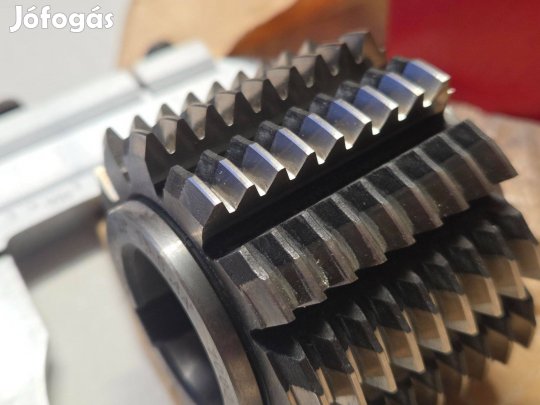 Fogaskerék lefejtőmaró, modul: 1,5 20 fok, simító maró