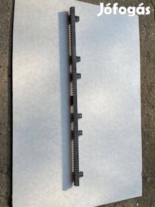 Fogasléc tolókapuhoz