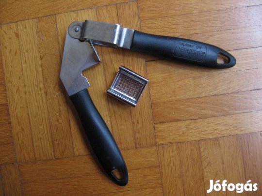 Fokhagymanyomó, konyhai felszerelés