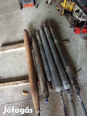 Föld fúró rakéta