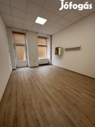 Földszinti, belvárosi 50 nm, új gázközponti rendszerrel, felújítva