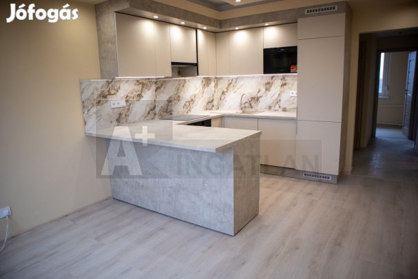 Földszinti, felújított tégla lakás eladó!