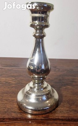 Foncsorozott fújtüveg gyertyatartó