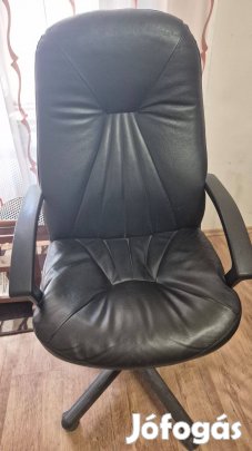 Főnöki irodai szék, forgószék fekete, Újszerű
