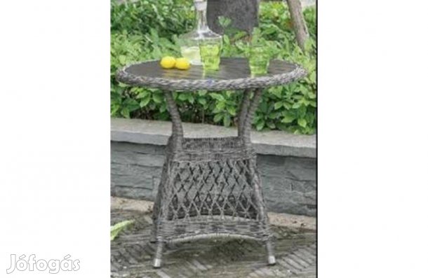 Fonott hatású kerti asztal eladó!