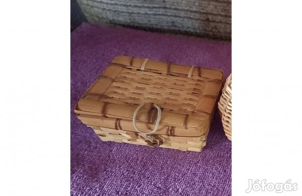Fonott kis tároló doboz 11 x 8 cm - Új