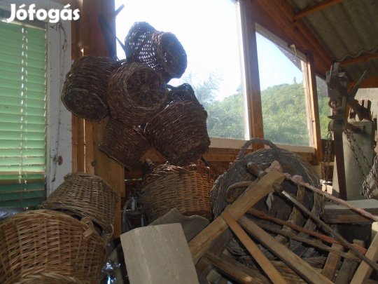 Fonott kosár ,háti kosár