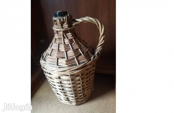 Fonott pálinkás-boros demizson , üveg