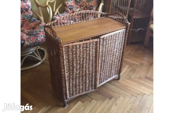 Fonott vessző komód