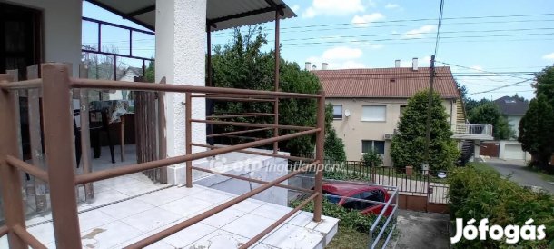 Fonyódi 58 nm-es ház eladó