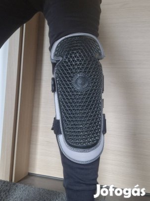 Forcefield térd és lábszár védő protektor
