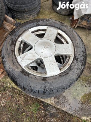 Ford Alufelni nyárigumival 195/60 R 15 eladó