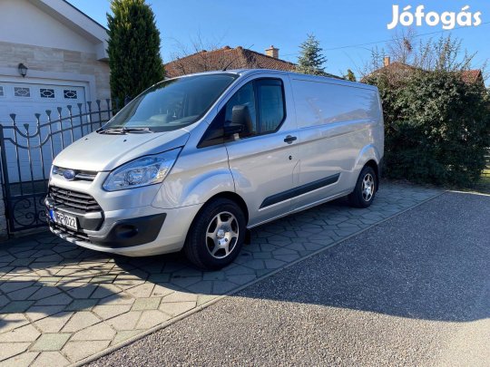 Ford Costum megkímélt, szép állapotban eladó