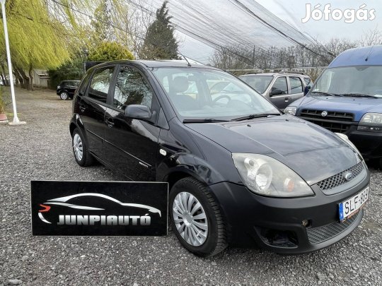 Ford Fiesta 1.25 szaladgálós kis autó olcsó fen...
