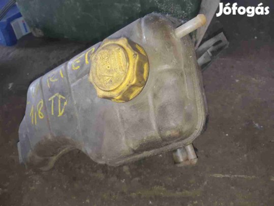Ford Fiesta Courier Kiegyenlítő Tartály