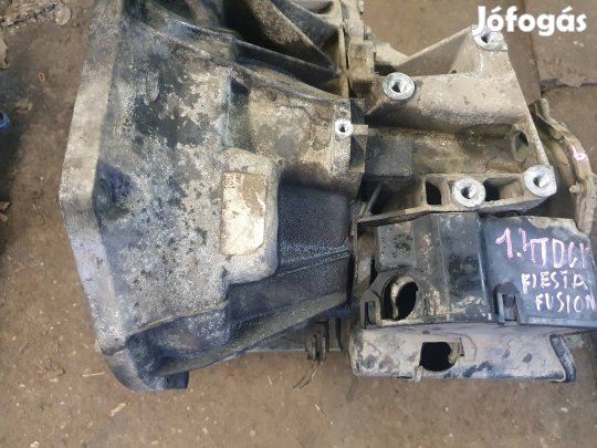 Ford Fiesta Fusion 1.4Tdci váltó.
