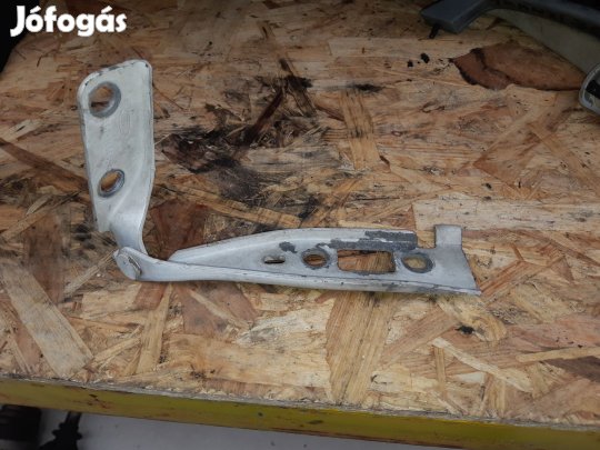 Ford Fiesta III Bal Motorháztető Zsanér