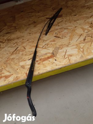 Ford Fiesta III Jobb Első Ablaktörlő Kar