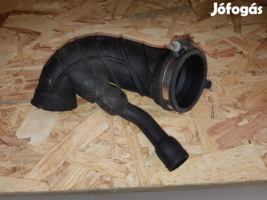 Ford Fiesta III Turbócső / Intercooler Cső