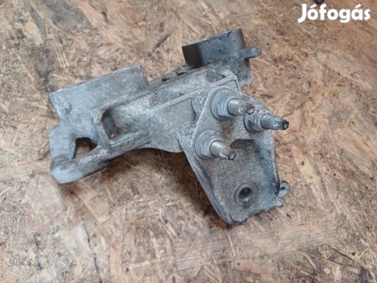 Ford Fiesta MK6 (2008-2017)  1.4Tdci Diesel Motortartó Bak