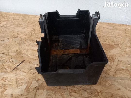 Ford Fiesta Mk5 (2001-2008) Akumulátortartó