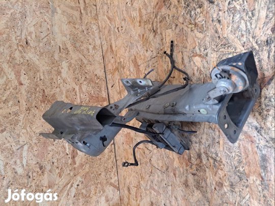 Ford Fiesta Mk5 (2001-2008)  Bal Első  Nyúlvány