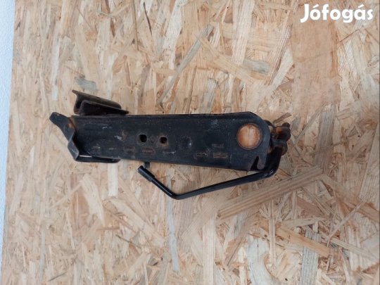 Ford Fiesta Mk5 (2001-2008)  Emelő