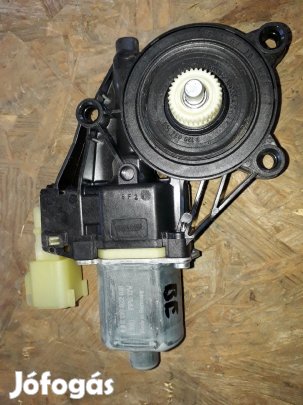 Ford Fiesta VII Bal Első Ablakemelő Motor