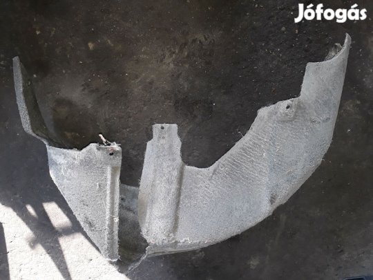 Ford Fiesta VII Jobb Hátsó Dobbetét