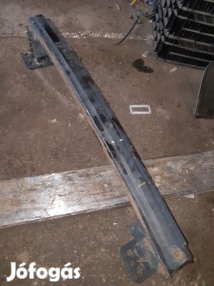 Ford Fiesta V Hátsó Lökhárító Merevítő