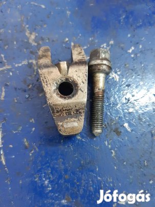 Ford Fiesta V Porlasztó Leszorító