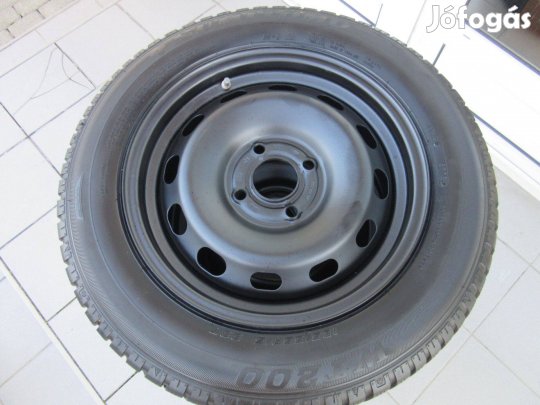 Ford Fiesta acélfelni 185/65 R 15 téli gumival eladó