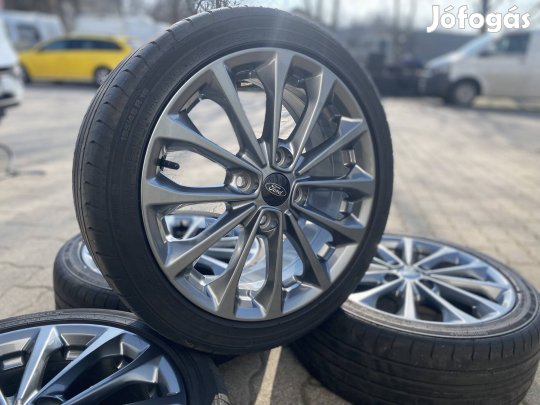 Ford Fiesta gyári 16"-os Antracit alufelni szett 4x108