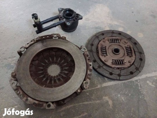 Ford Fiesta kuplung 2011 bontott