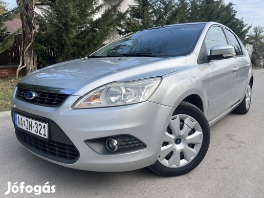 Ford Focus 1.6 TDCi Fresh DPF végig szervizelt....