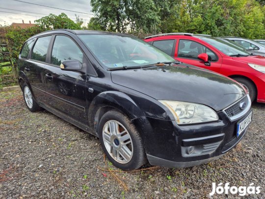 Ford Focus 2007 1.8 16V FFV Ghia kombi alkatrészei eladóak