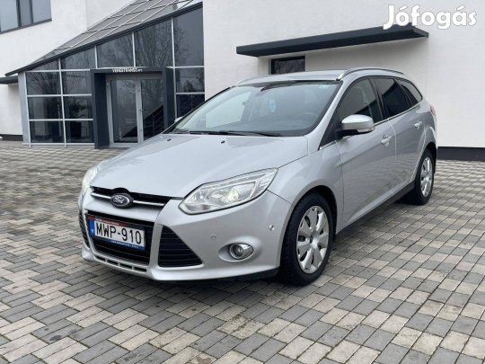 Ford Focus 2.0 TDCi Titanium Powershift Magyaro...