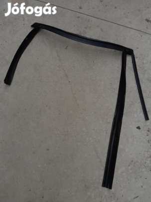 Ford Focus III Bal Hátsó Ablak Gumikéder