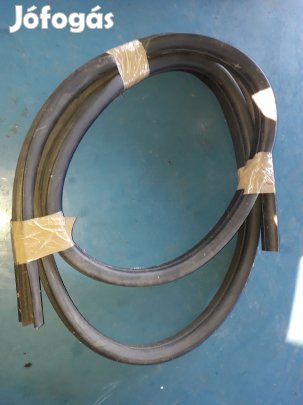 Ford Focus III Bal Hátsó Ajtó Gumikéder