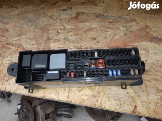 Ford Focus III Biztosítéktábla / Relé Tábla