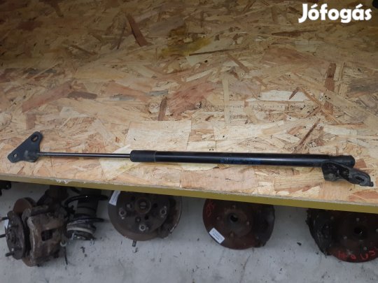 Ford Focus III Csomagtérajtó Teleszkóp