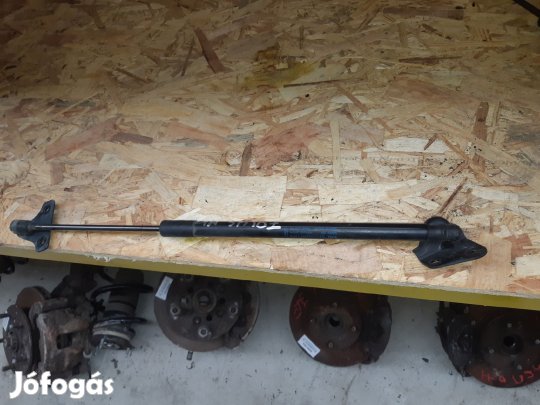 Ford Focus III Csomagtérajtó Teleszkóp