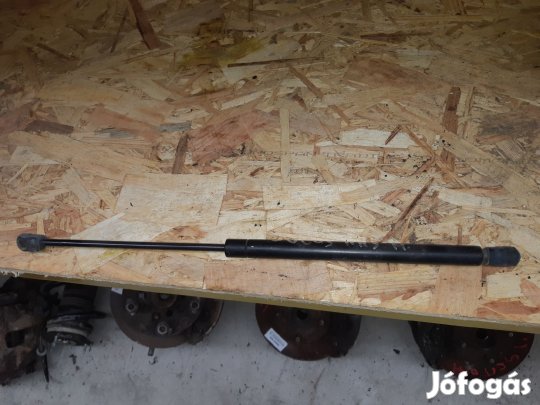 Ford Focus III Csomagtérajtó Teleszkóp