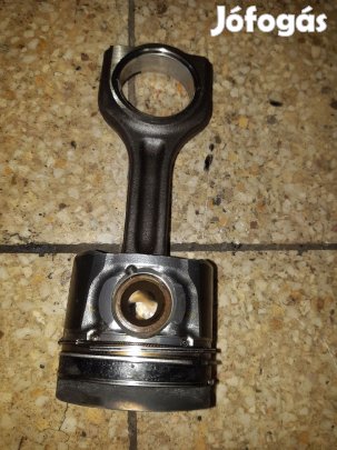 Ford Focus III Dugattyú + Hajtókar