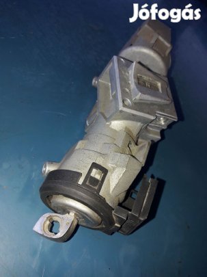 Ford Focus III Gyújtáskapcsoló