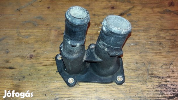 Ford Focus III Termosztátház