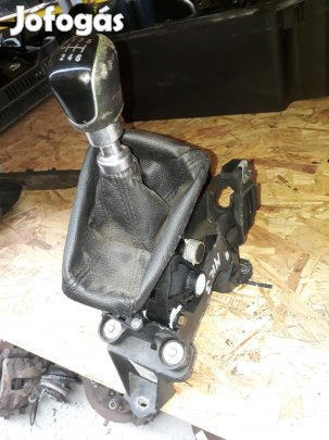 Ford Focus III Váltó Kulissza