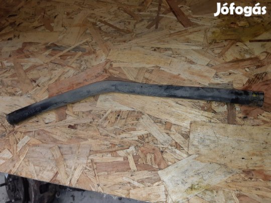 Ford Focus III Vízcső