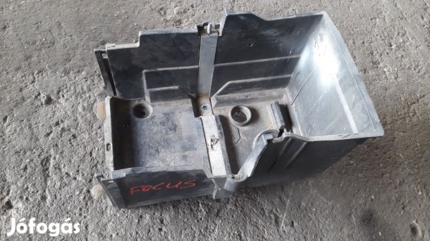 Ford Focus II Akkumulátor Tartó