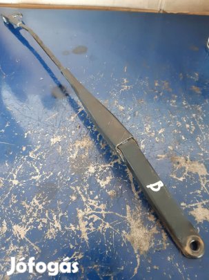Ford Focus II Bal Első Ablaktörlő Kar